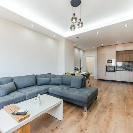 Skyline Haven Apartment Durres
